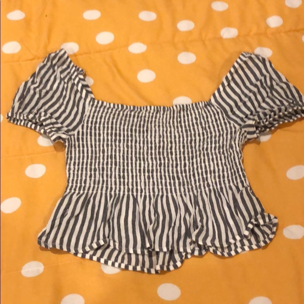 Aeropostale GREY/WHITE STRIPED CROP TOP, small.